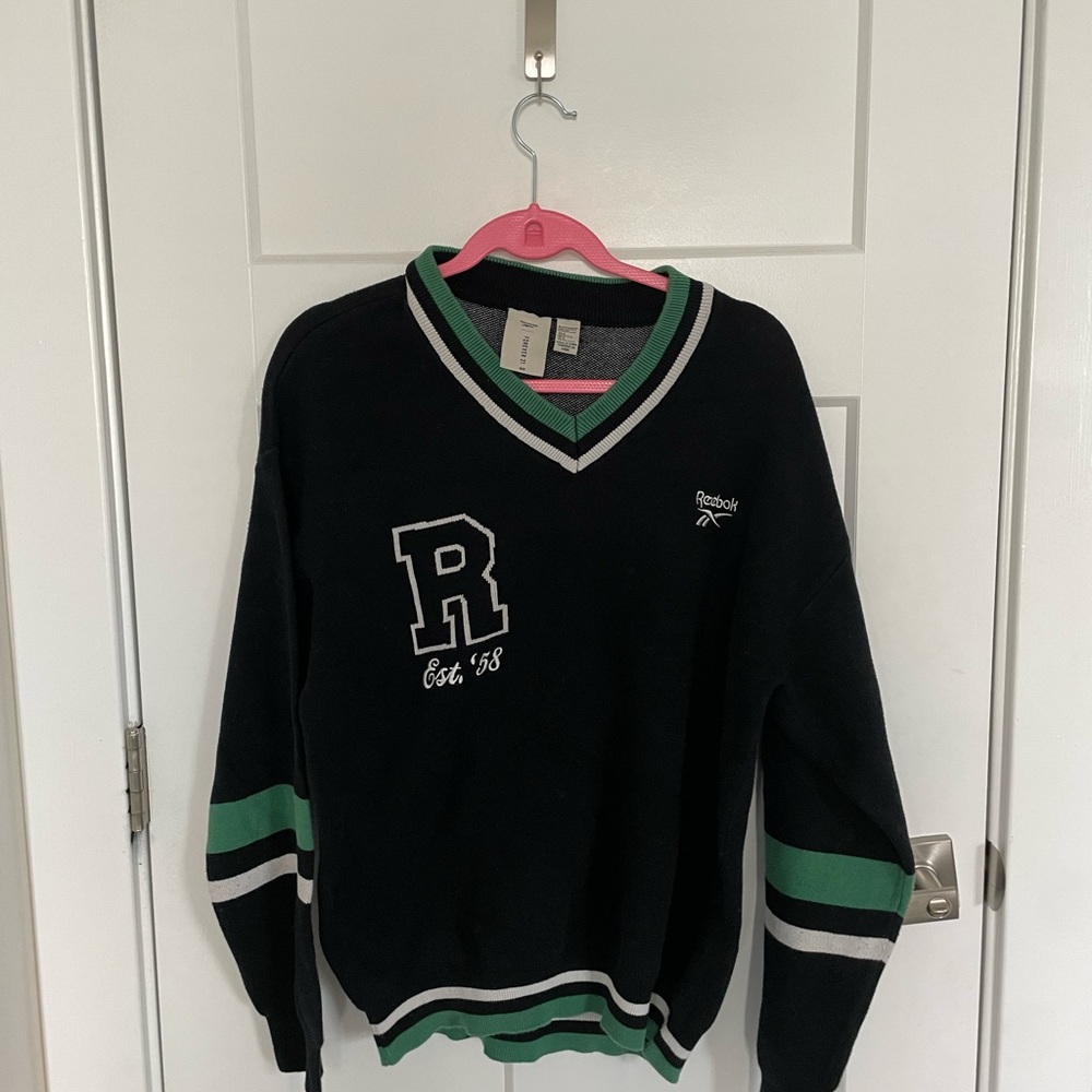 Forever 21 x Reebok Men's sweater